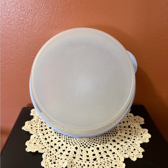 Tupperware Stuffables Container - Picture 4 of 4